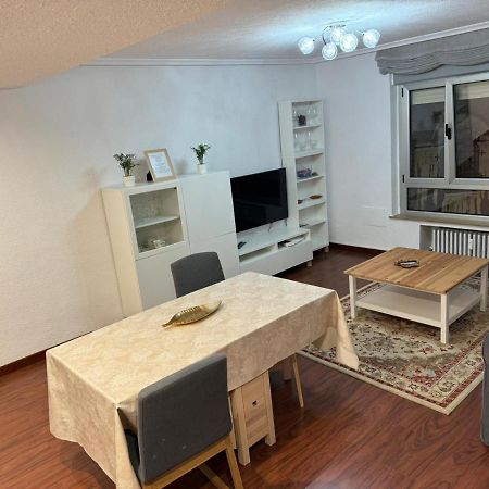 Piso Nuevo Centro Doctor Casal Appartement Oviedo Buitenkant foto