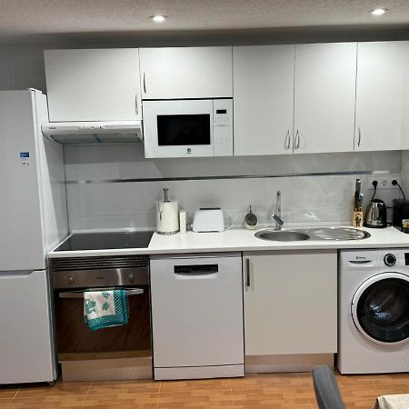 Piso Nuevo Centro Doctor Casal Appartement Oviedo Buitenkant foto