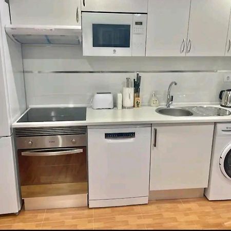 Piso Nuevo Centro Doctor Casal Appartement Oviedo Buitenkant foto
